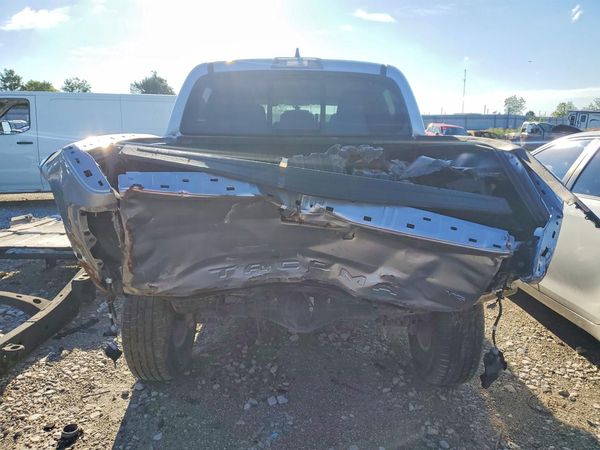 2017 TOYOTA TACOMA — DIRR