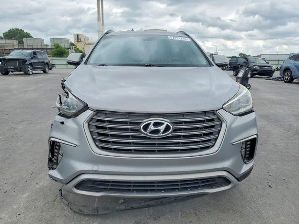 2018 HYUNDAI SANTA FE SE Premium pkg
