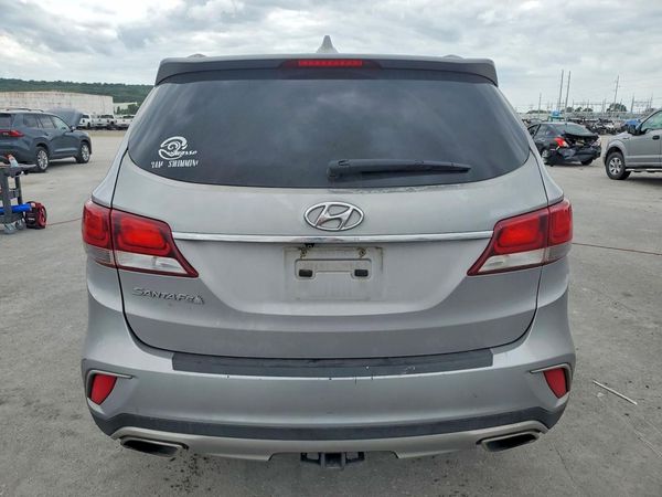2018 HYUNDAI SANTA FE SE Premium pkg