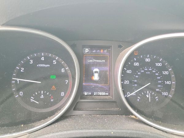 2018 HYUNDAI SANTA FE SE Premium pkg