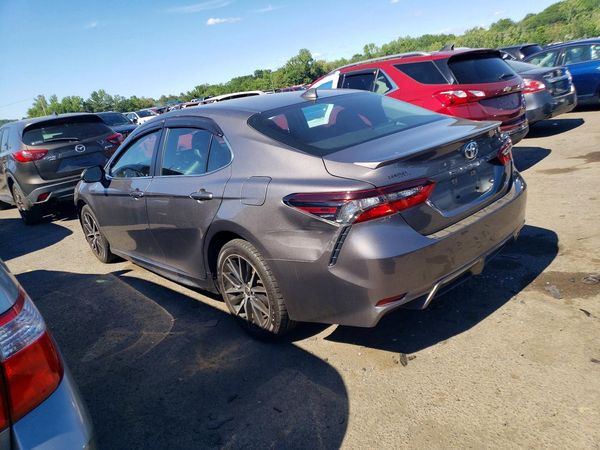 2021 TOYOTA CAMRY