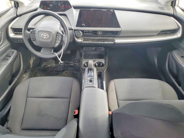 2024 TOYOTA PRIUS