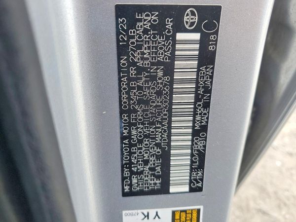 2024 TOYOTA PRIUS