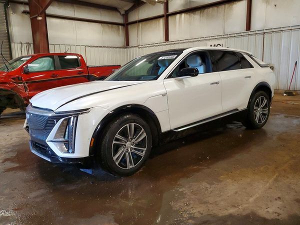 2024 CADILLAC LYRIQ Lux-1