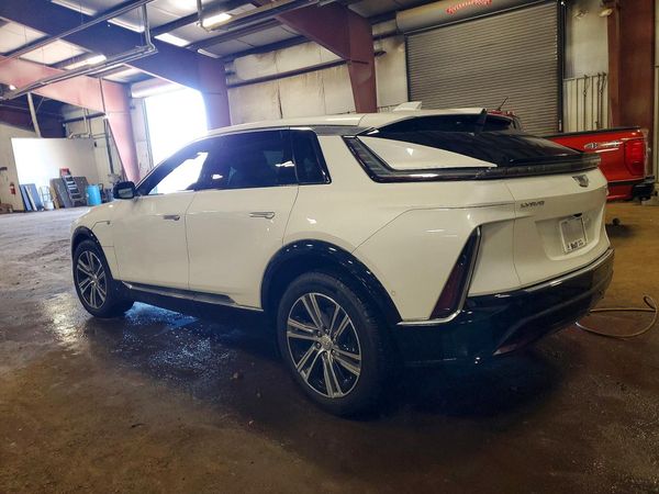 2024 CADILLAC LYRIQ Lux-1