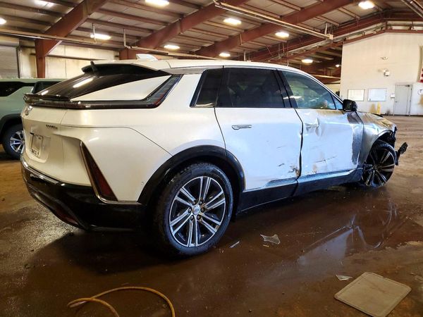 2024 CADILLAC LYRIQ Lux-1