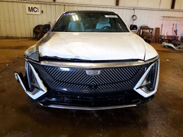 2024 CADILLAC LYRIQ Lux-1