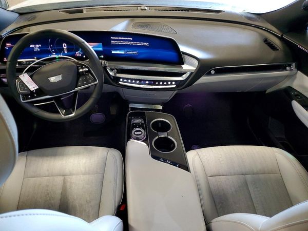 2024 CADILLAC LYRIQ Lux-1