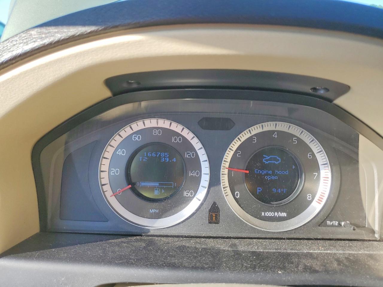 2010 VOLVO XC70 3.2