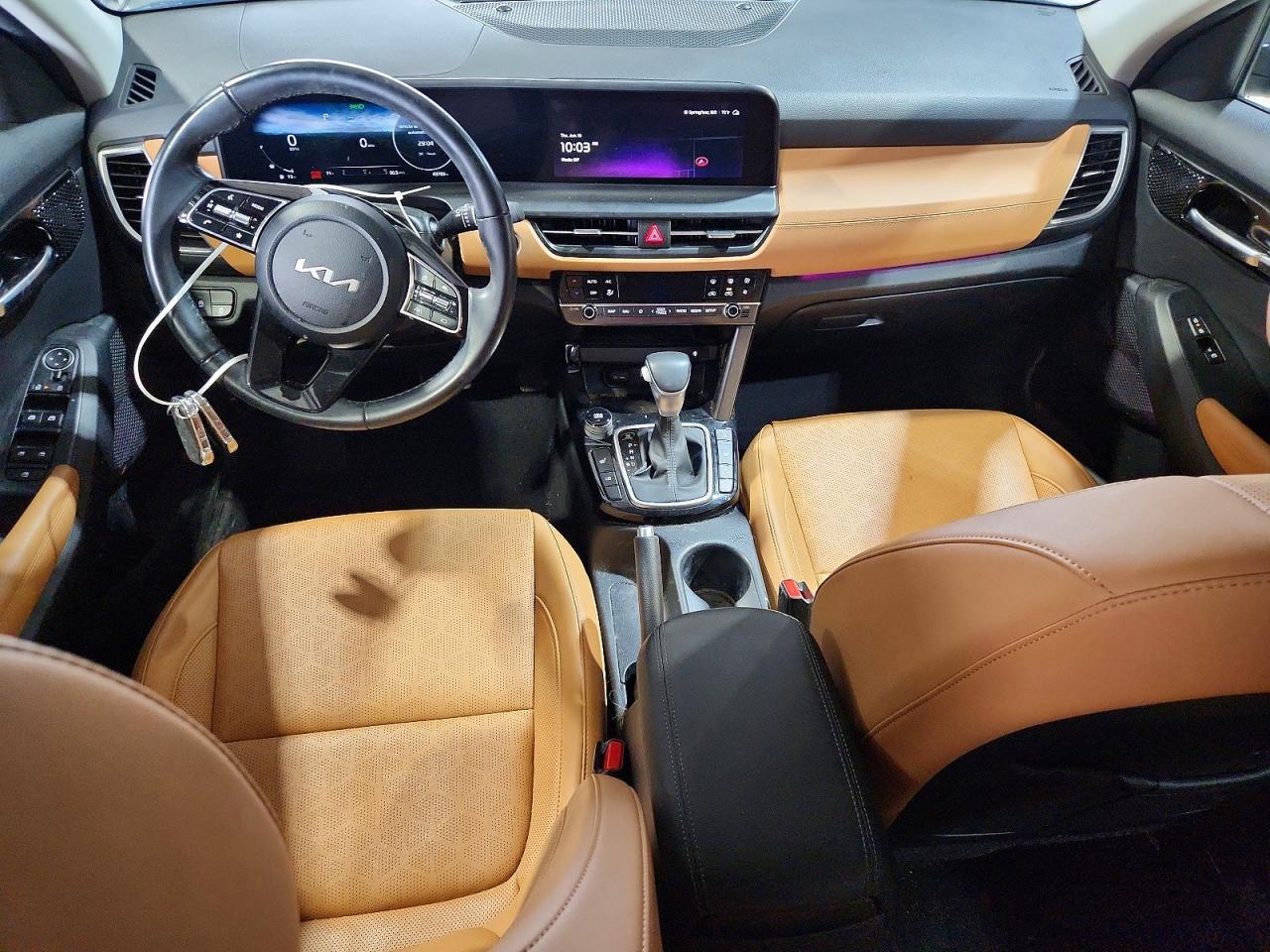 2024 KIA SELTOS EX