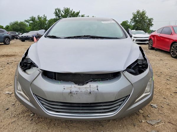 2016 HYUNDAI ELANTRA