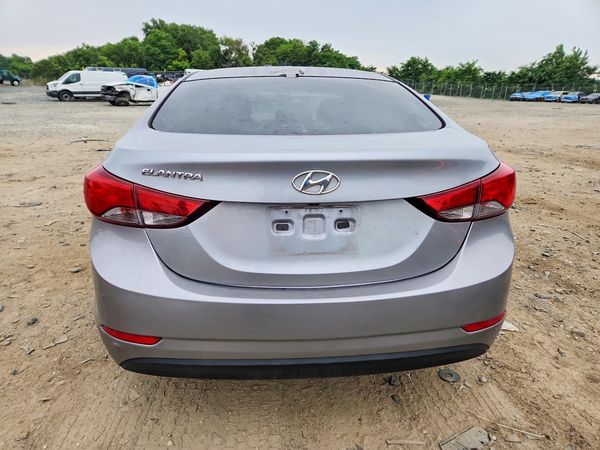 2016 HYUNDAI ELANTRA