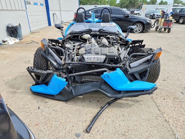 2022 POLARIS SLINGSHOT
