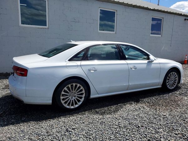 2017 AUDI A8