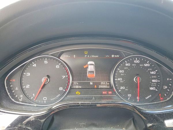 2017 AUDI A8