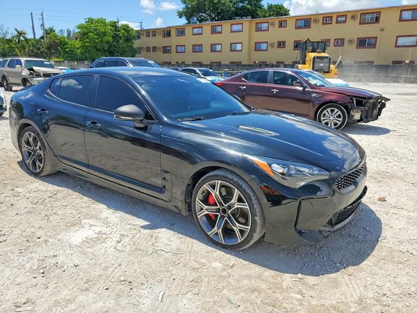 2019 KIA STINGER GT