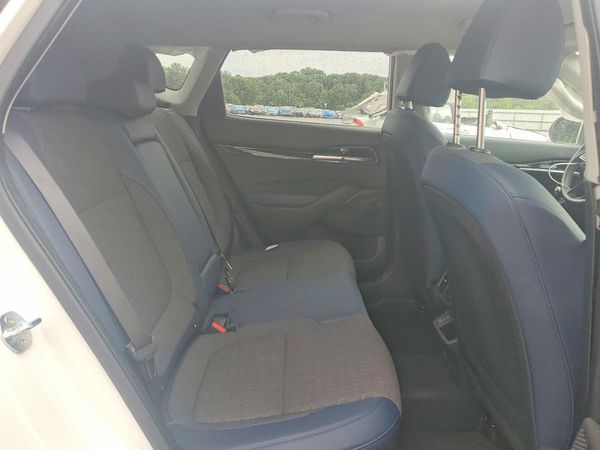 2024 KIA SELTOS S, X-Line