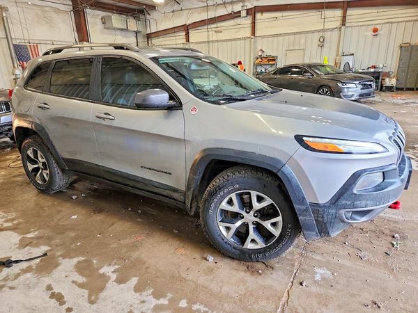 2016 JEEP CHEROKEE TRAILHAWK 4X4