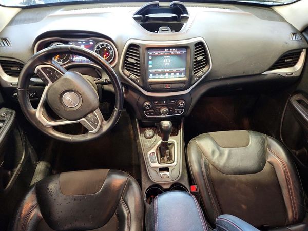 2016 JEEP CHEROKEE TRAILHAWK 4X4