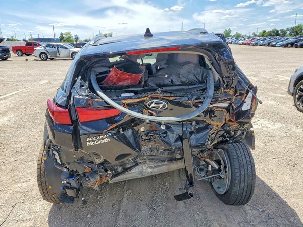 2022 HYUNDAI KONA