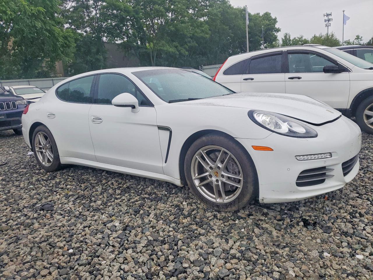 2016 PORSCHE PANAMERA Base (2WD), 4 (4WD)