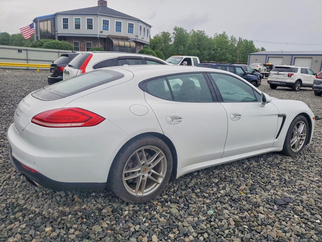 2016 PORSCHE PANAMERA Base (2WD), 4 (4WD)