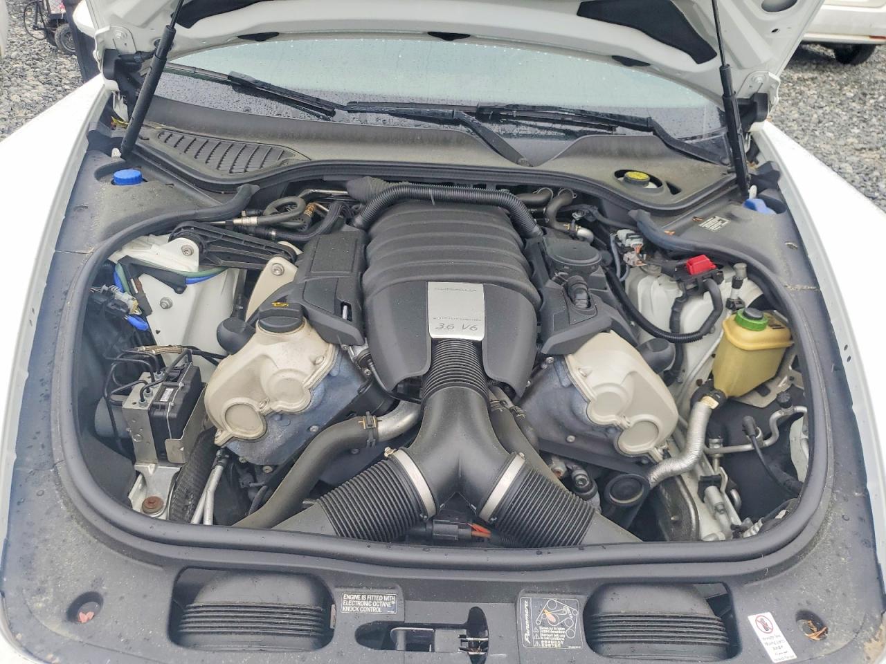 2016 PORSCHE PANAMERA Base (2WD), 4 (4WD)