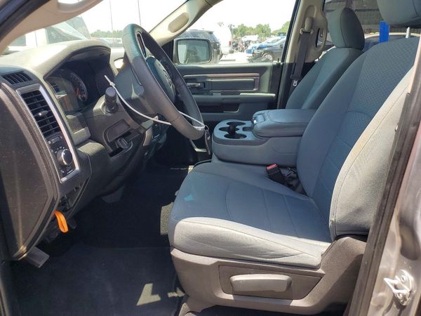 2019 RAM 1500 CLASSIC SLT