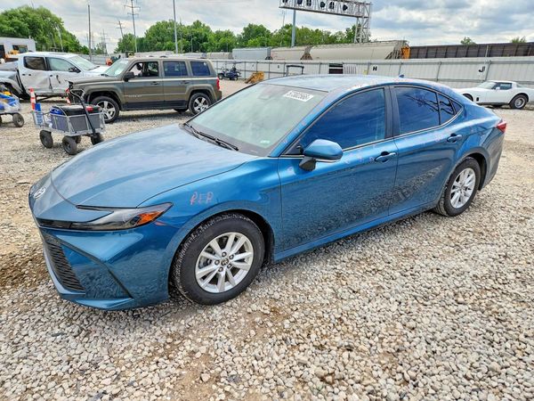 2025 TOYOTA CAMRY