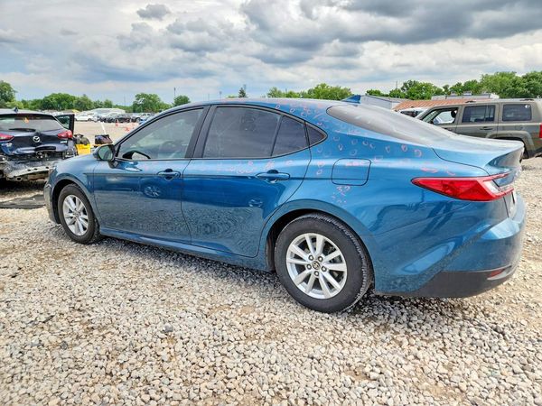 2025 TOYOTA CAMRY