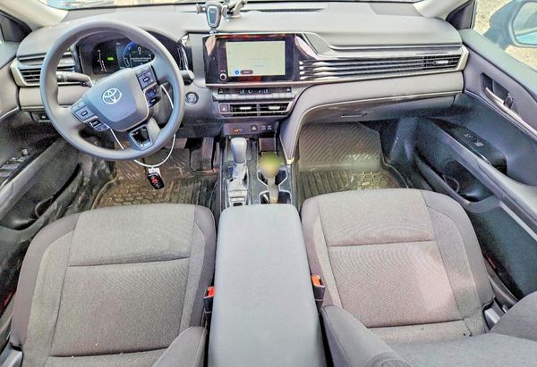 2025 TOYOTA CAMRY