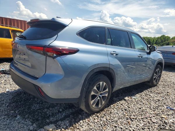 2024 TOYOTA HIGHLANDER