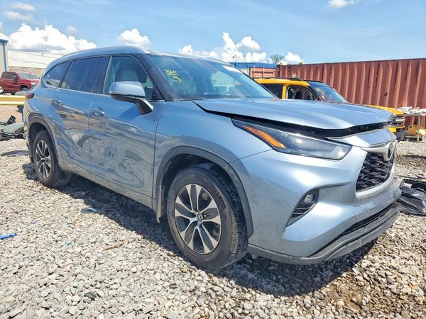 2024 TOYOTA HIGHLANDER