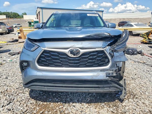 2024 TOYOTA HIGHLANDER