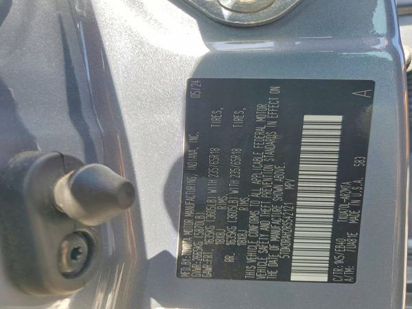 2024 TOYOTA HIGHLANDER
