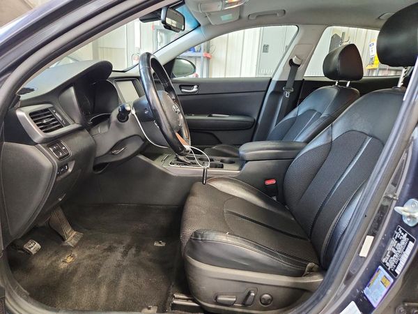 2019 KIA OPTIMA LX, S