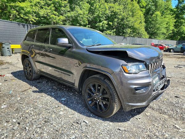 2019 JEEP GRAND CHEROKEE LAREDO 4X4