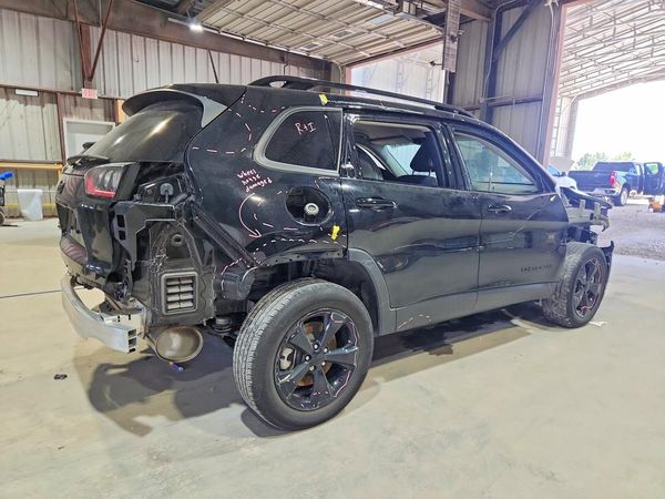 2021 JEEP CHEROKEE LATITUDE PLUS 4X4