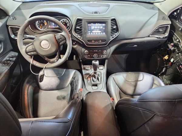 2021 JEEP CHEROKEE LATITUDE PLUS 4X4