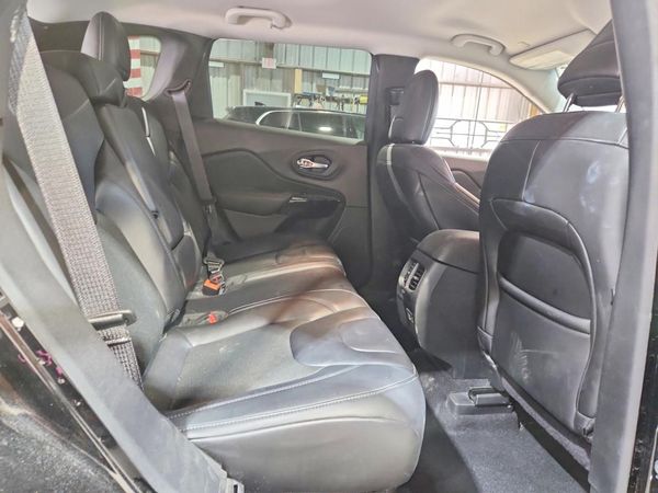 2021 JEEP CHEROKEE LATITUDE PLUS 4X4
