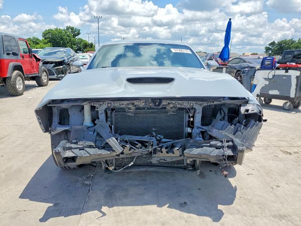 2022 DODGE CHALLENGER