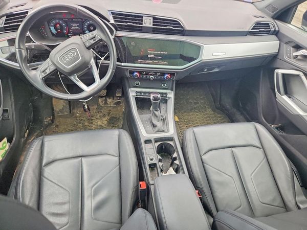 2023 AUDI Q3 quattro Premium