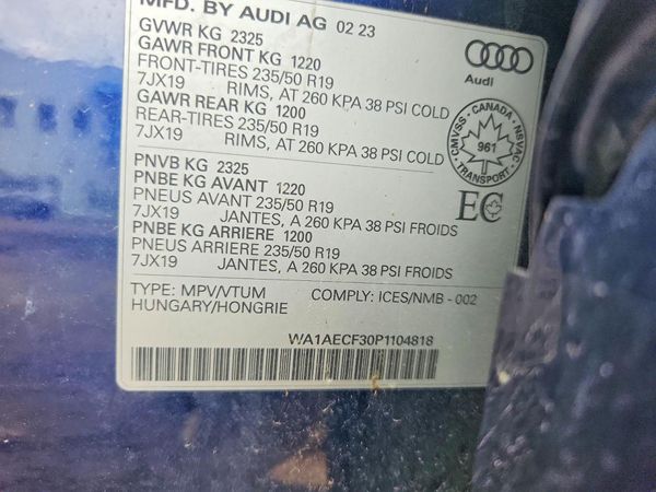 2023 AUDI Q3 quattro Premium