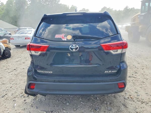 2018 TOYOTA HIGHLANDER SE/XLE