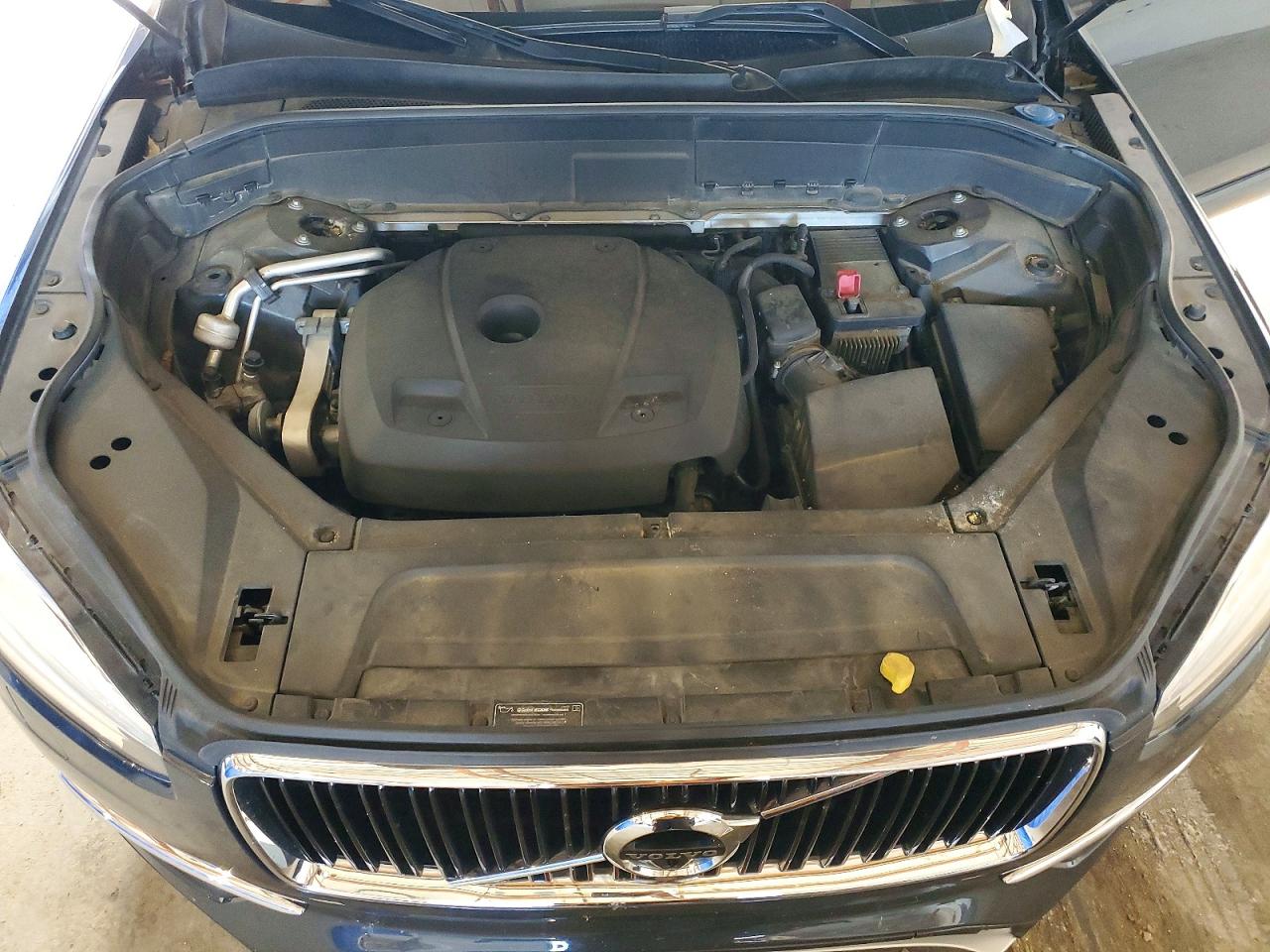 2016 VOLVO XC90 SV42 Momentum