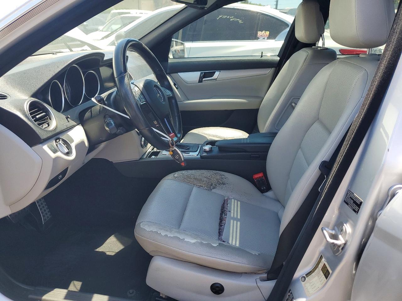 2012 MERCEDES-BENZ C C250