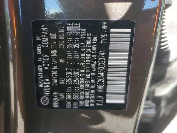 2019 HYUNDAI TUCSON SE