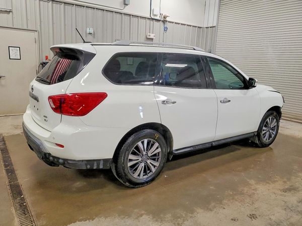 2018 NISSAN PATHFINDER