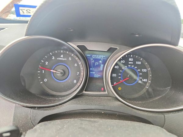 2015 HYUNDAI VELOSTER GLS(Middle)
