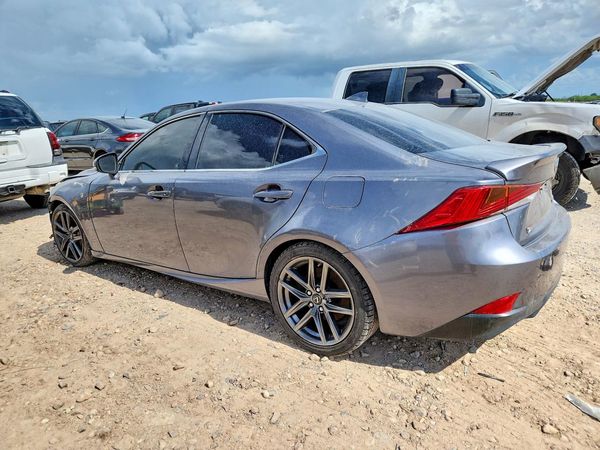 2018 LEXUS IS 300